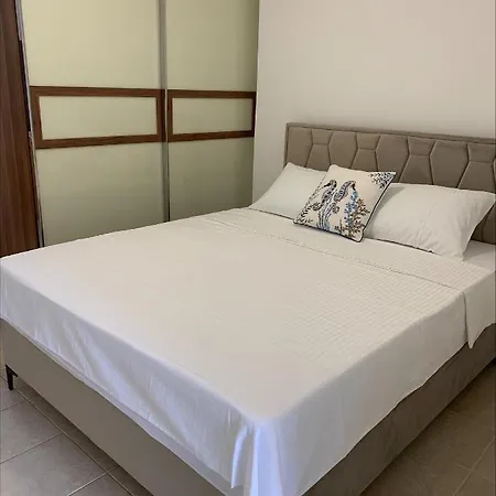 Lägenhet Popi Budva